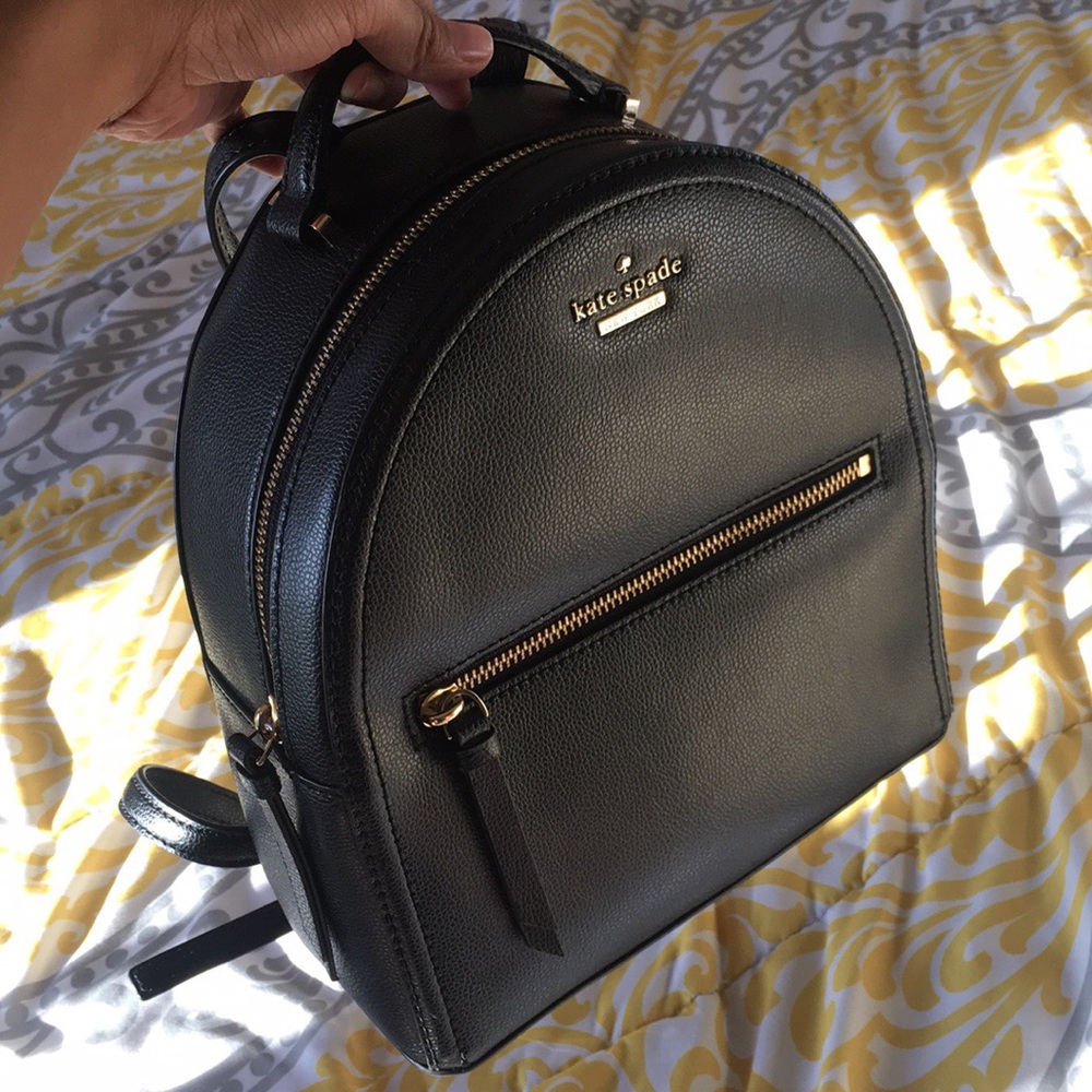 Kate spade mini backpack NWOT $300+